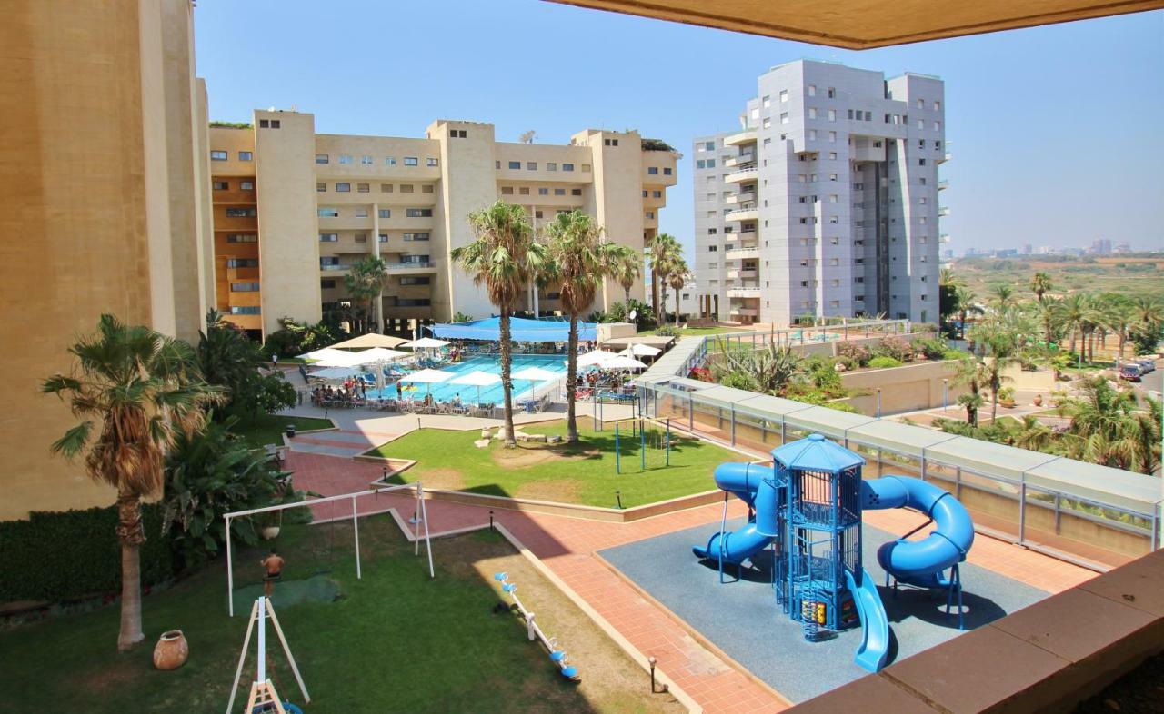 Pool Gym And Beach Front 3 Bedrooms Luxury Tel Aviv Apartment Exterior foto